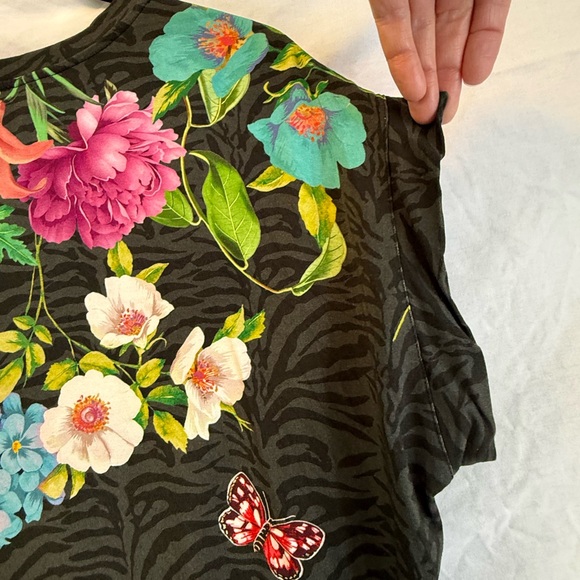 JOHNNY WAS Blooming Breeze Floral Print Crew Neck Short Sleeve Relaxed Tee Shirt - Picture 15 of 15